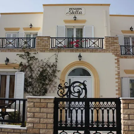 Stella 3* Karterados (Santorini)