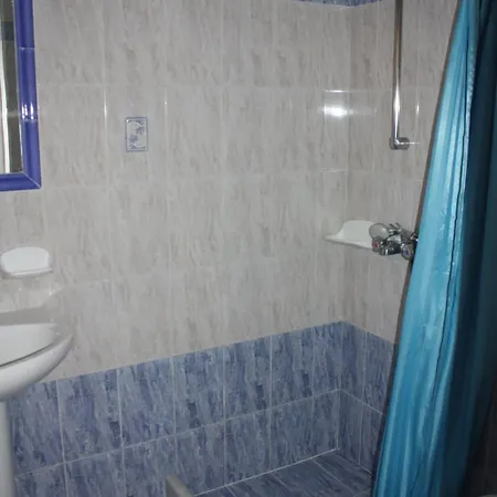 Stella 3* Karterádosz