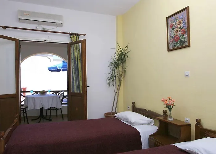 Stella Guest house Karterados (Santorini)