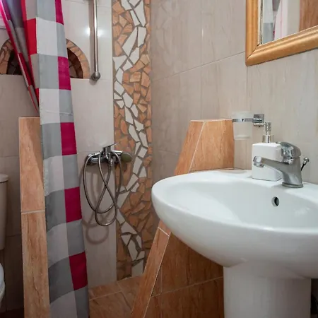 스텔라 게스트하우스 3*